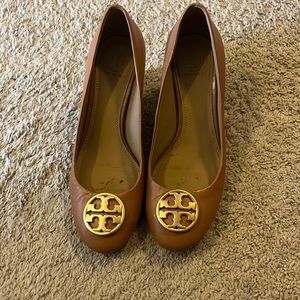 Tan/brown Tory Burch Wedges